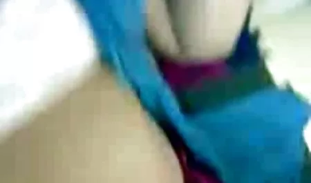 Runder Arsch erotische filme auf netflix Teen In Ultra Engen Glänzenden Lycra