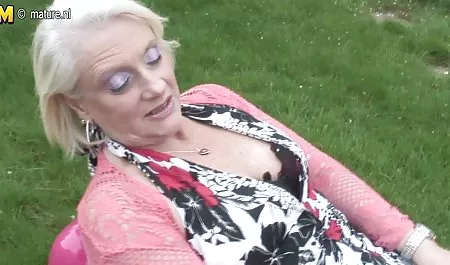Handjob Babe spielte ihre Muschi gute erotikfilme