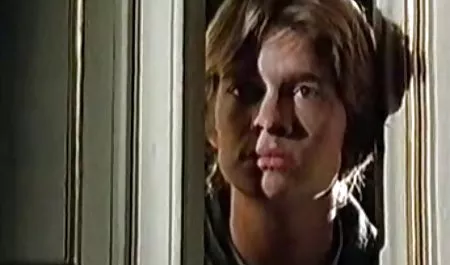 Heiße Lesben Stiefmutter mit dicken Titten und Arsch in der Umkleidekabine erotikfilme amazon prime gefilmt