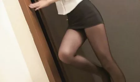 Teen lässt sich erotikfilme ab 18 von Milf Brandi Love unterrichten