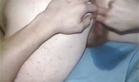 Nuttige Brünette nimmt es tief franzosische erotikfilme