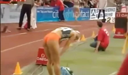 Kinder - Sophie gute erotikfilme Lynks belastet die Couch