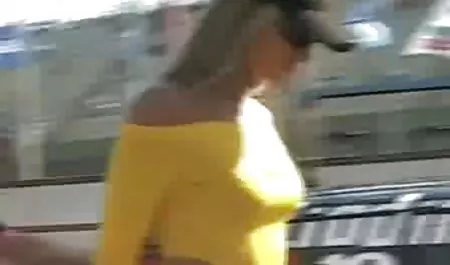 Britisches Voyeur-Babe masturbiert stundenlang allein erotische filme fur paare